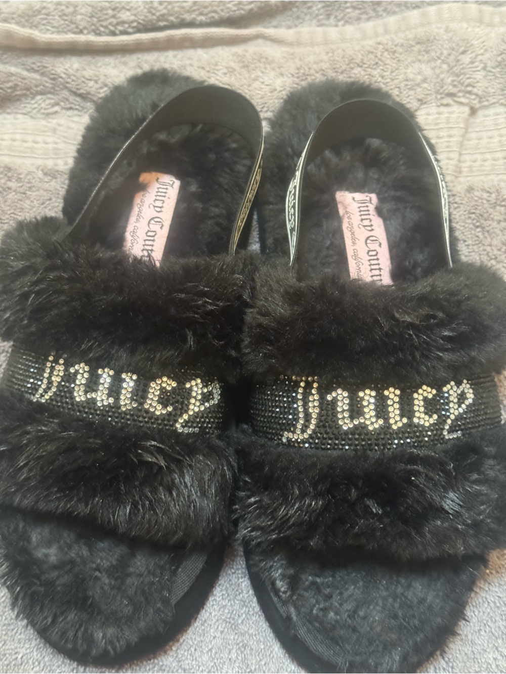 Juicy Couture Black Faux Fur Slide Sandals with Crystal Logo - Picture 1 of 8